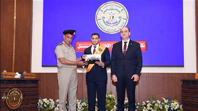 الأكاديمية العسكرية المصرية تحتفل بتخرج الدورة التدريبية الرابعة لأعضاء هيئة الرقابة الإدارية