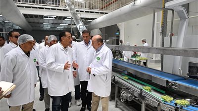 رئيس الوزراء يتفقد شركة مغربي الزراعية 
