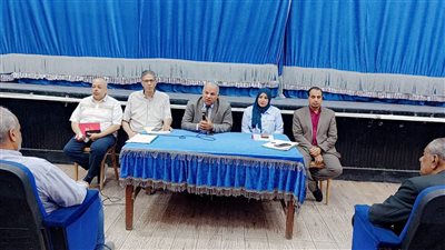 “قبيصي” يجتمع برؤساء لجان امتحانات الثانوية العامة بالفيوم 