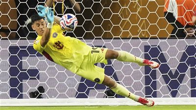 حارس إنتر ميامي أفضل لاعب في الشوط الأول أمام الأهلي