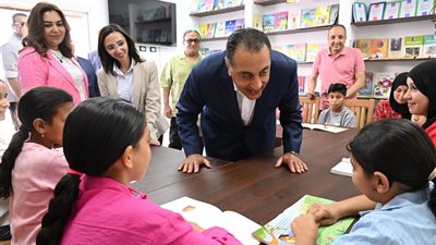 رئيس الوزراء يتفقد مشروع 