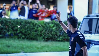 مجدي عبد الغني: عقد زيزو مع الأهلي في اتحاد الكرة بـ5 ملايين للموسم فقط!