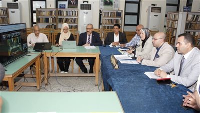 محافظ بنى سويف يطمئن على انتظام امتحانات الثانوية العامة 