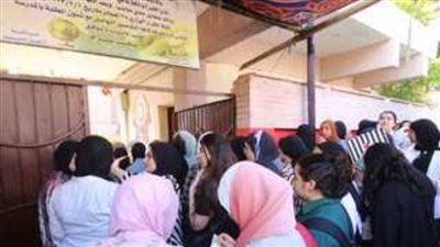 الهدوء يسيطر على لجان الثانوية العامة في الغربية في يومها الأول 