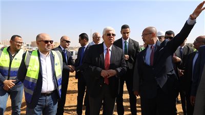 وزير التعليم العالي يتابع سير الأعمال الإنشائية بالحرم الجديد للجامعة الفرنسية
