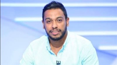 أحمد الميرغني يعلق على صورة بن شرقي ووزيزو وعاشور بموقع الأهلي التجريبي