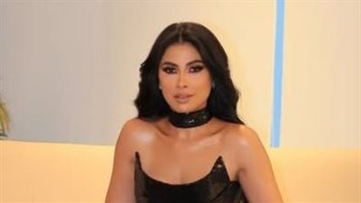 فستان روبي يتصدر المشهد وتجاوز ثمنه 100 ألف جنيه 