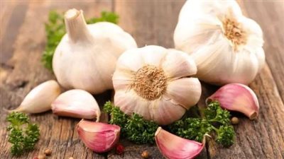 10 أطعمة نباتية تُساعد على تنقية الدم طبيعيًا