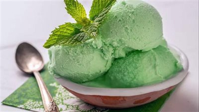 طريقة تحضير آيس كريم النعناع المنعش في المنزل