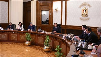 مدبولي يلتقي الرئيس الإقليمي لمجموعة فنادق حياة العالمية ورئيس شركة أدد العقارية