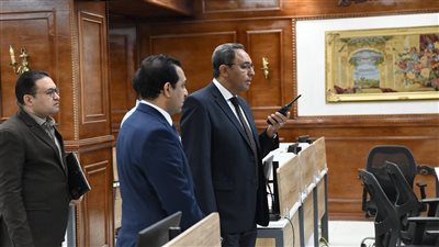 محافظ قنا: غرفة العمليات تتابع 6 لجان ملتهبة بامتحانات الثانوية العامة 