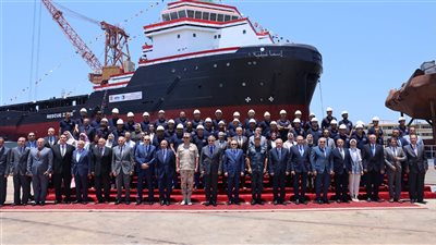 قناة السويس تتسلم أكبر قاطرة في الشرق الأوسط 