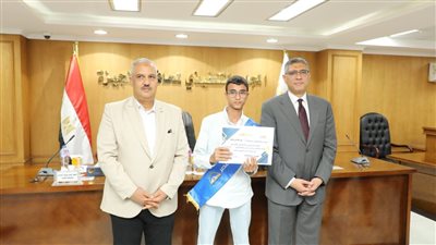 محافظ الجيزة يلتقي أعضاء برلمان الطلائع ويؤكد دعم الدولة لتمكين الشباب 