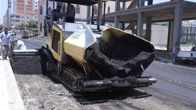 محافظ كفر الشيخ يتفقد أعمال رصف شارع الاستاد الرياضي