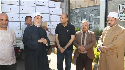سكرتير بني سويف يشرف على استلام 2 طن لحوم من صكوك الأوقاف 