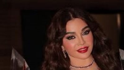 هيفاء وهبي مثيرة بالأسود المكشوف والسعر خيالي (تفاصيل)