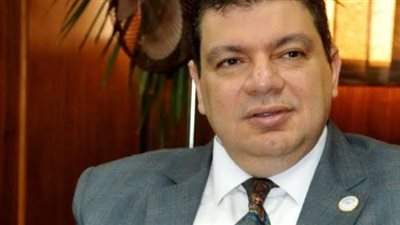 امجد الوكيل: هناك خطر علي دول الجوار لو تم استهداف محطة نووية بإيران