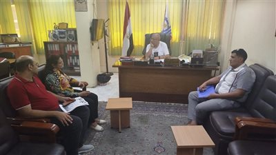 وكيل صحة قنا يجتمع وفريق الطب الوقائي لمناقشة خطة التشغيل بالمؤسسات الصحية 