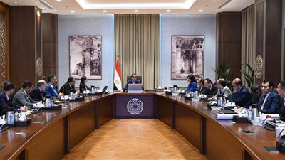 رئيس الوزراء يتابع مشروعي تطوير ميناء الصيد برشيد ونبع الحمراء بالنطرون