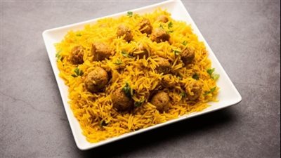 طريقة عمل كفتة اللحمة مع أرز برياني بالنكهة الشرقية