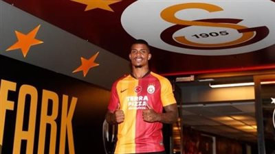 الشباب يفتح خطاً للتفاوض مع نجم جالاتا سراي 