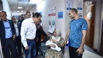 وزير الصحة يتفقد المركز الصحي الحضري بصقر قريش ويوجه بمراجعة التشطيبات