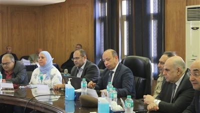 توجيهات بسرعة تجهيز برنامج بكالوريوس الطب بجامعة القاهرة الأهلية