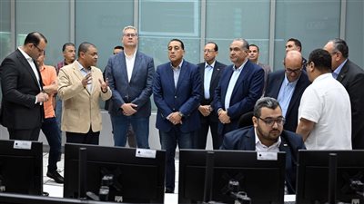 مدبولي يتابع مركز التحكم في الشبكة القومية للغاز جاهزية الشبكة وتأمين الإمدادات