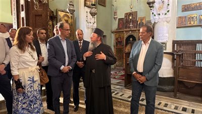 رئيس وزراء صربيا يزور دير سانت كاترين بجنوب سيناء