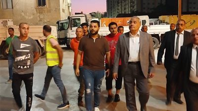 رئيس شمال القاهرة للكهرباء يتفقد فرع كهرباء وشبكات العبور