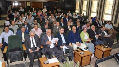 محافظ الغربية يوافق على تخصيص أراضٍ لإقامة مدارس ومحطات صرف بطنطا