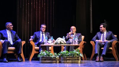 تفاصيل مشروع إقامة تمثال يخلّد مسيرة الدكتور مجدي يعقوب بالمسرح الصغير بدار الأوبرا