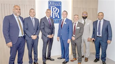 مصر للطيران توسع شراكتها مع «ROLLS-ROYCE» وتعلن شراء 12 محركاً إضافياً لـ6 طائرات من طراز A350-900