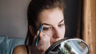 كيف تعيدين نمو الحواجب بطرق آمنة؟ خطوات مبسطة وفعالة