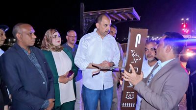 محافظ سوهاج يتفقد أعمال تنفيذ الهوية البصرية