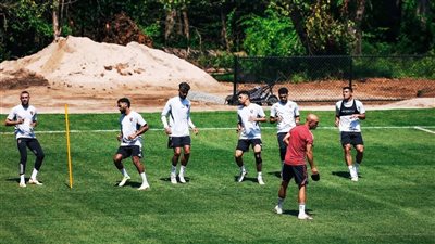 الأهلي يتحفز للفوز الأول أمام 