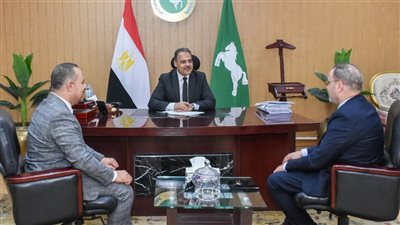 لدعم المبادرات التنموية وتمكين الشباب.. محافظ الشرقية يستقبل رئيس جهاز المشروعات الجديد