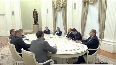 موسكو تؤكد استعدادها لدعم إيران.. وترجيحات بلقاء يحمل أبعادًا عسكرية (فيديو)