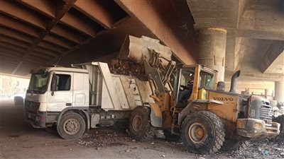 محافظة الجيزة ترفع ٦٥٠ طنًّا من المخلفات والرتش من نفق الفكهانية بحي العمرانية