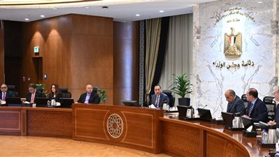 مدبولي يتابع تداعيات العمليات العسكرية الإيرانية الإسرائيلية ويؤكد مخزون السلع آمن