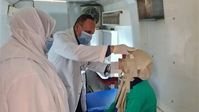 الكشف على 1122 مواطنًا خلال قافلة طبية مجانية بقرية الغلالبة بدمنهور 