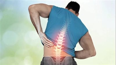 خبراء: الحالة النفسية تؤثر مباشرة على عضلات الظهر وتسبب الألم