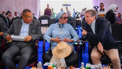 وزيرة البيئة ومحافظ جنوب سيناء يفتتحان مشروع تطوير قرية الغرقانة