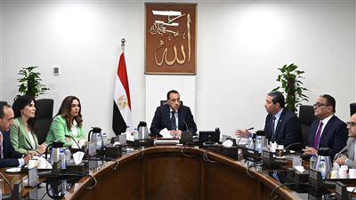 مدبولي يتابع تنفيذ المشروعات والفرص الاستثمارية بمحافظة دمياط