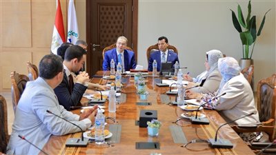 رئيس التنظيم والإدارة يستقبل وزير الشباب لبحث التعاون في التدريب والأداء المؤسسي