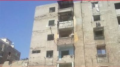 بعد انهيار منازل بحدائق القبة والسيدة زينب.. تصدع عقارين بحلوان وإخلاء السكان