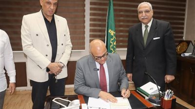 محافظ القليوبية يعتمد نتيجة الشهادة الإعدادية بنسبة نجاح 83.14%