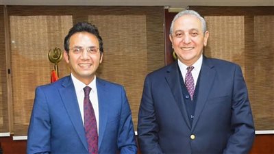 محافظ الغربية يهنئ الدكتور طاهر نصر بتعيينه نائبًا للأكاديمية الوطنية للتدريب