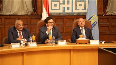 محافظ القاهرة يلتقى وزير الثقافة لبحث التعاون في استعادة مكانة العاصمة الثقافية