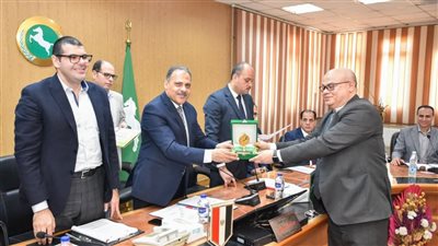 تنفيذي الشرقية يُهنئ الرئيس والشعب بالعام الهجري الجديد وذكرى ثورة 30 يونيو